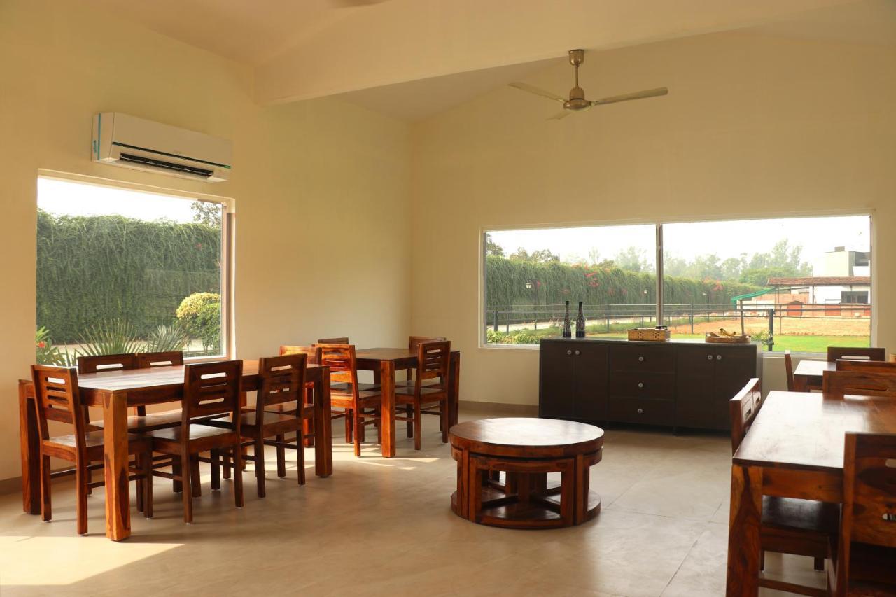 The Bageecha Bed & Breakfast วรินดาวัน ภายนอก รูปภาพ